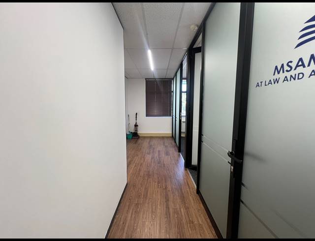 121M² OFFICE TO LET IN ILLOVO